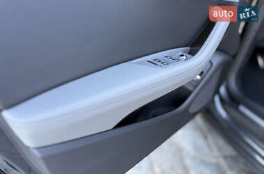Седан Audi A4 2023 в Киеве