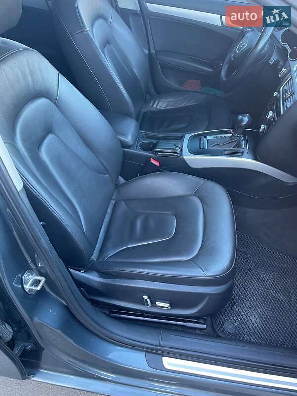 Седан Audi A4 2013 в Белой Церкви