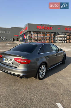 Седан Audi A4 2014 в 