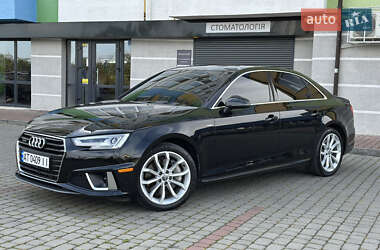 Седан Audi A4 2018 в 