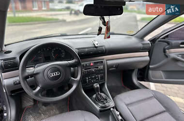 Универсал Audi A4 2000 в 