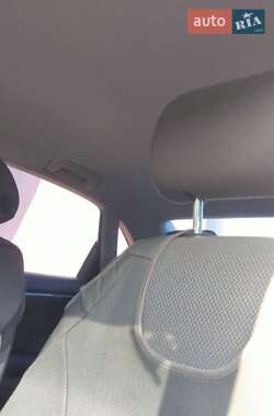Седан Audi A4 2004 в Харькове
