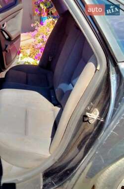 Седан Audi A4 2004 в Харькове
