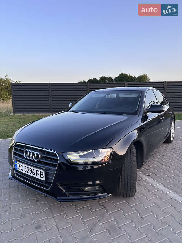 Audi A4 2012