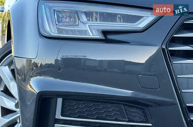 Седан Audi A4 2018 в 