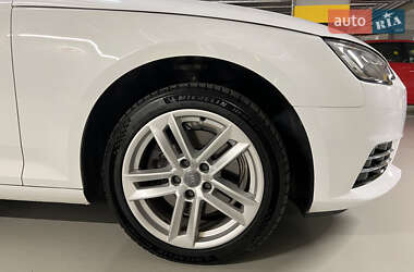 Седан Audi A4 2016 в 