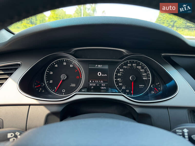 Седан Audi A4 2012 в Львове