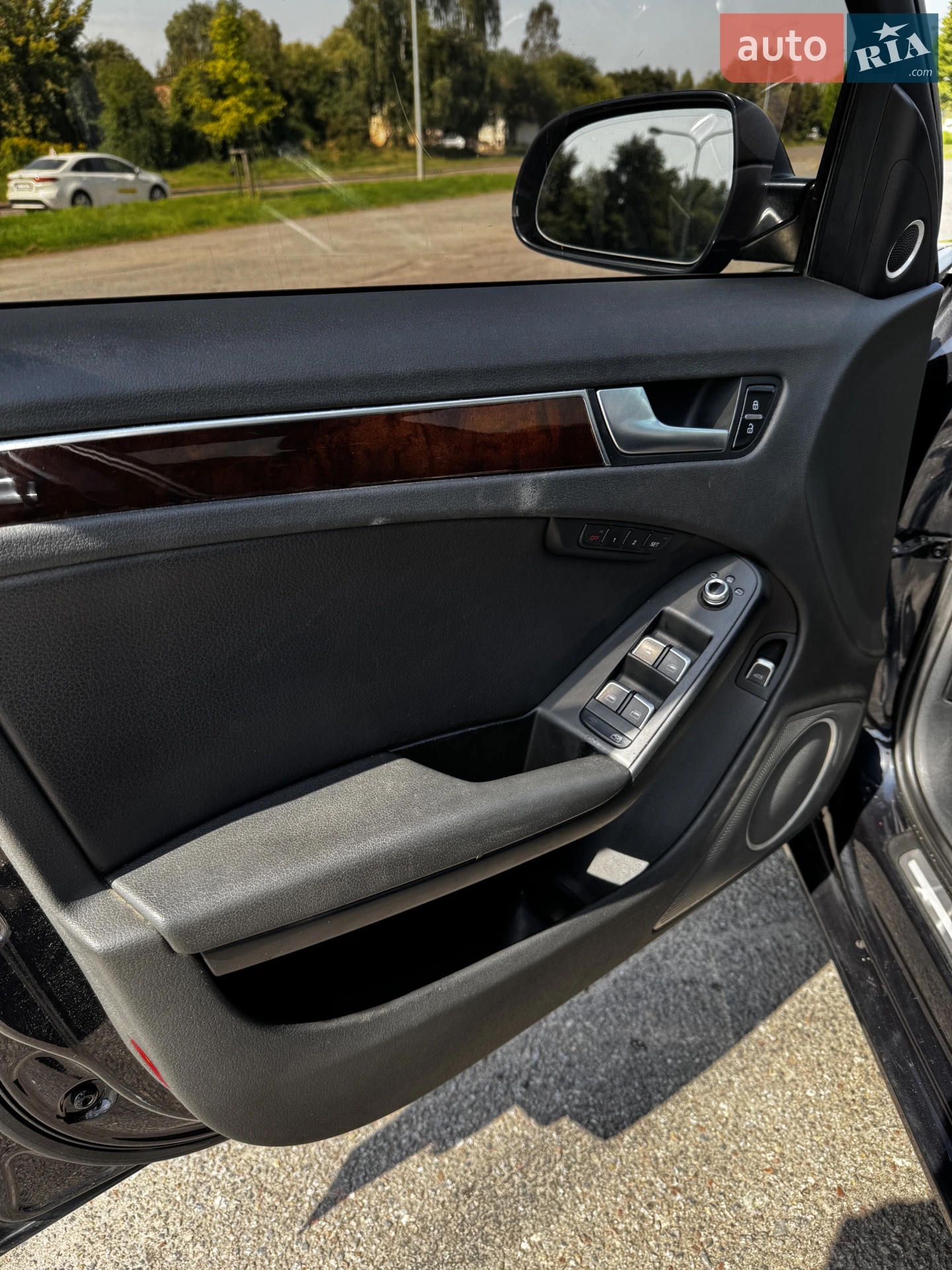 2012 Audi A4 - мініатюра 10