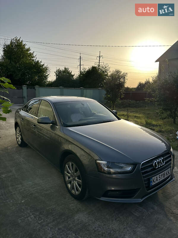 Audi A4 2012