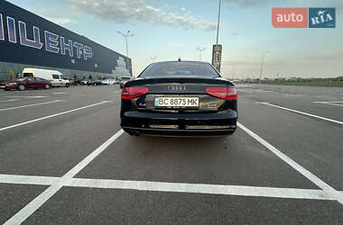 Седан Audi A4 2015 в 