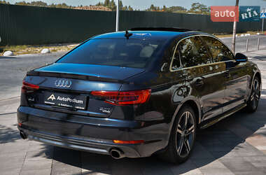 Седан Audi A4 2017 в 