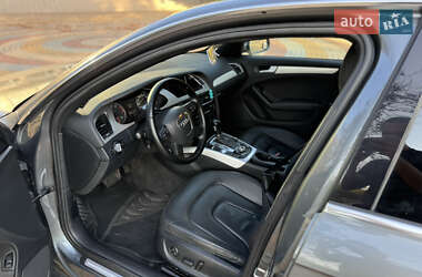 Седан Audi A4 2011 в 