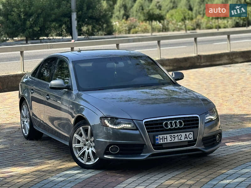 Седан Audi A4 2011 в Сарате