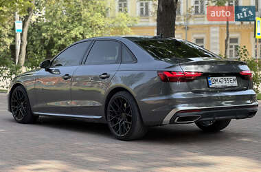 Седан Audi A4 2021 в 