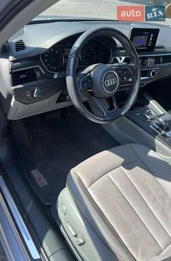 Седан Audi A4 2018 в 