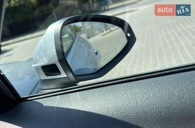 Седан Audi A4 2018 в 