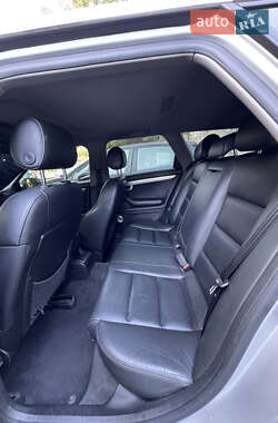 Универсал Audi A4 2002 в 