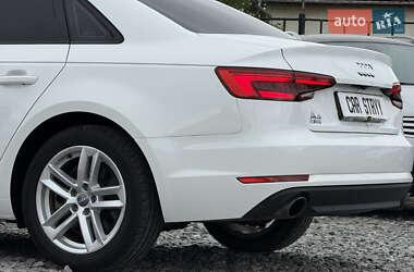 Седан Audi A4 2017 в 