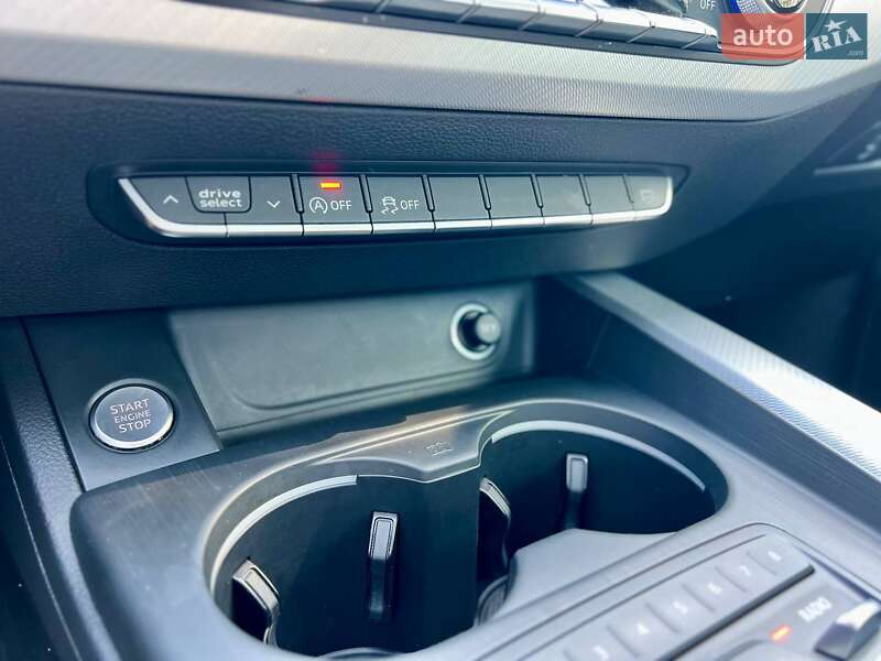 Седан Audi A4 2016 в Києві