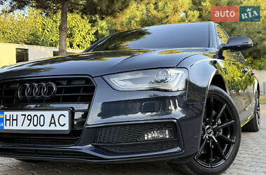 Седан Audi A4 2014 в 