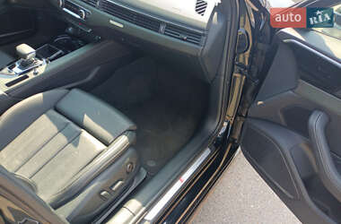 Седан Audi A4 2023 в Киеве
