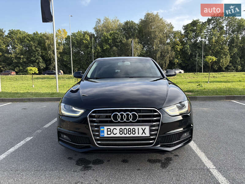 Седан Audi A4 2014 в Львове