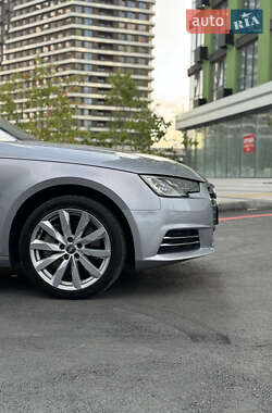 Седан Audi A4 2016 в 