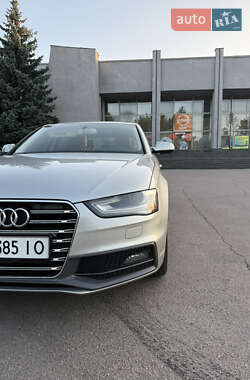 Седан Audi A4 2014 в 