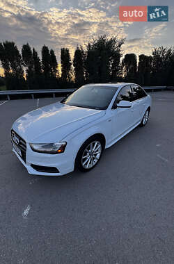 Седан Audi A4 2014 в 