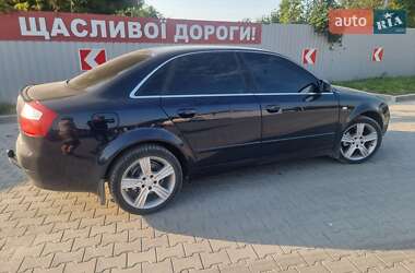 Седан Audi A4 2004 в 