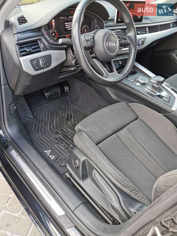 Универсал Audi A4 2019 в Золочеве