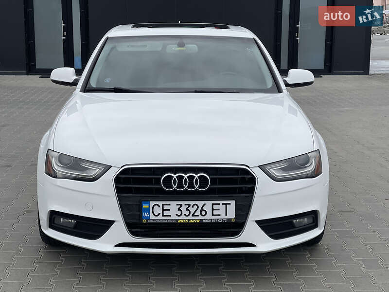 Седан Audi A4 2012 в Чернівцях