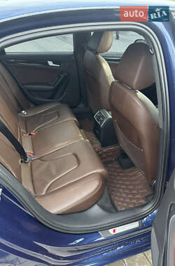Седан Audi A4 2014 в 