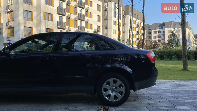 Седан Audi A4 2002 в Ірпені