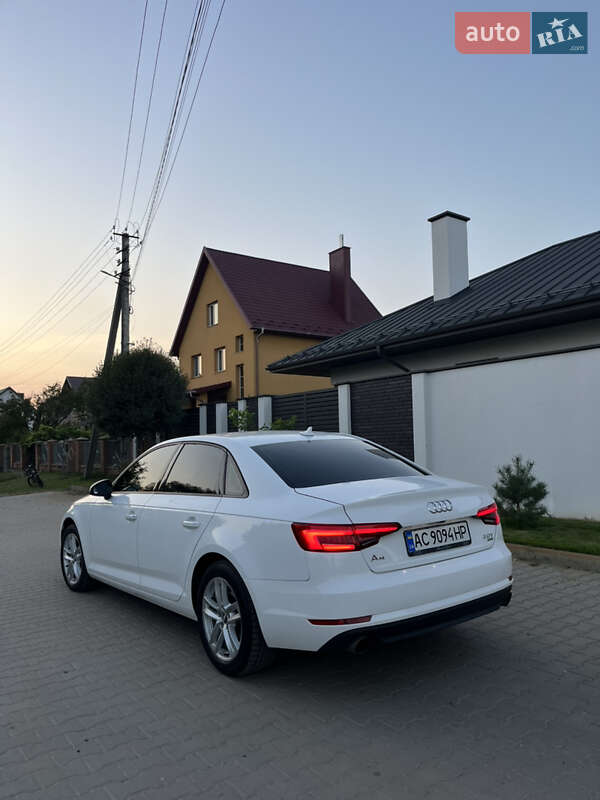 Седан Audi A4 2017 в Ковеле