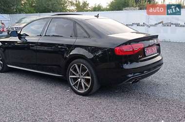 Седан Audi A4 2015 в 