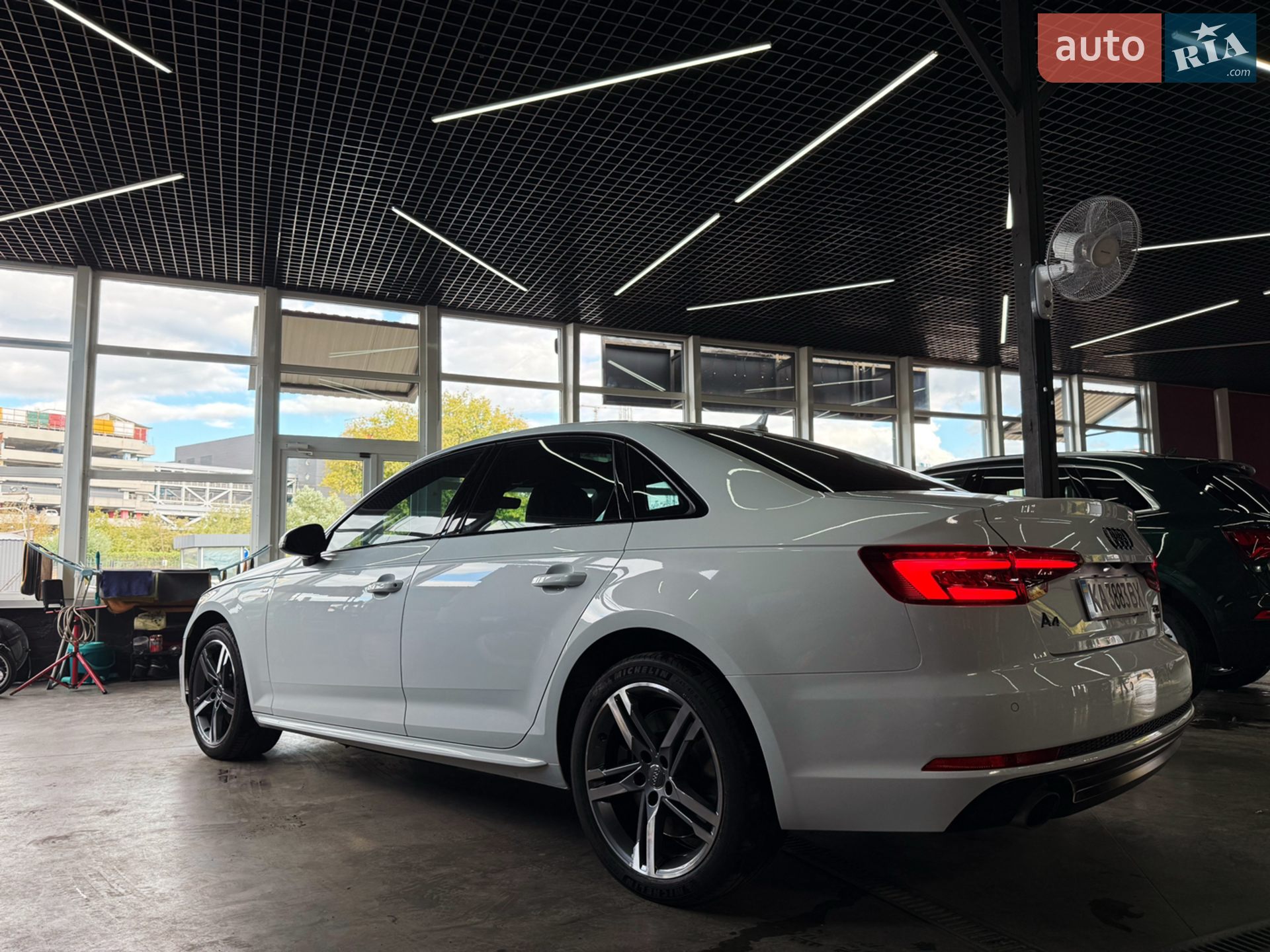 2016 Audi A4 - мініатюра 3