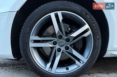 Седан Audi A4 2016 в Києві