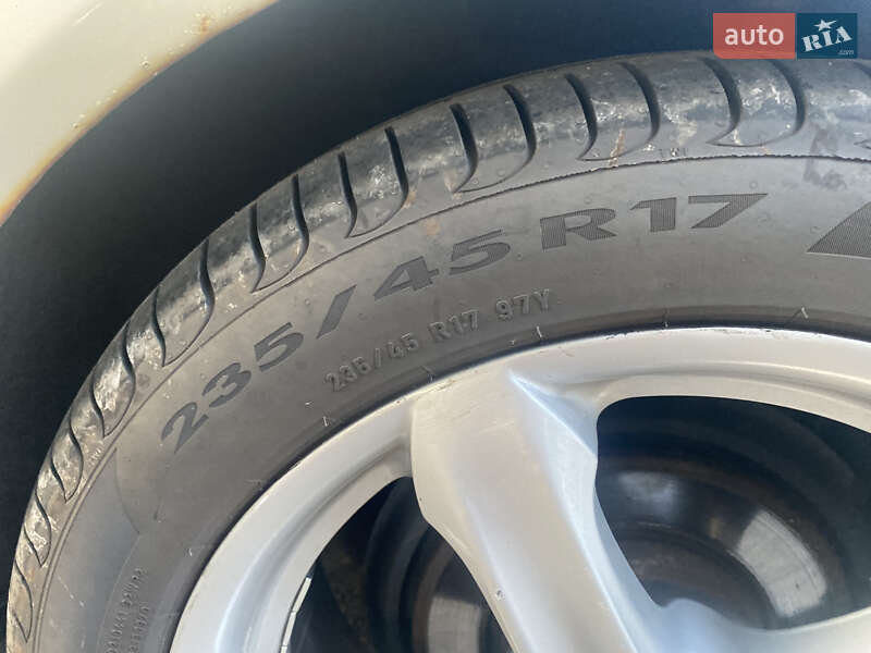 Универсал Audi A4 2004 в Ровно