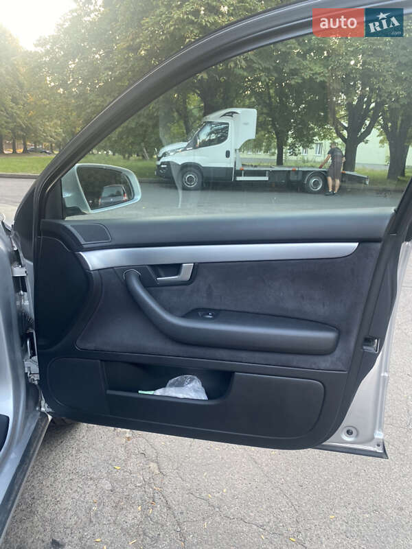 Универсал Audi A4 2004 в Ровно