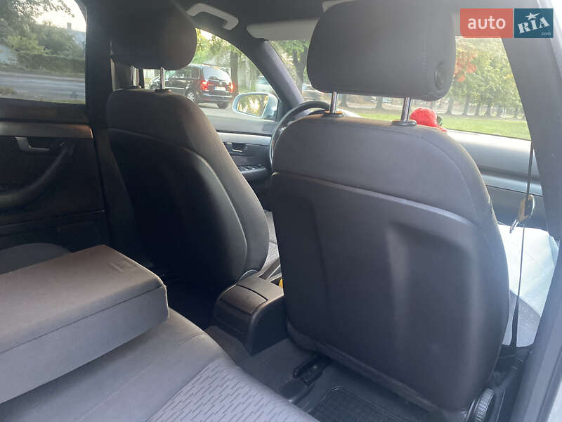 Универсал Audi A4 2004 в Ровно