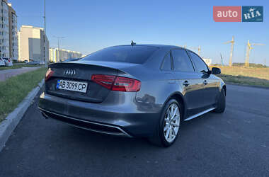 Седан Audi A4 2014 в Виннице