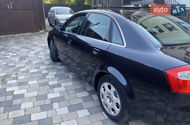 Седан Audi A4 2004 в 
