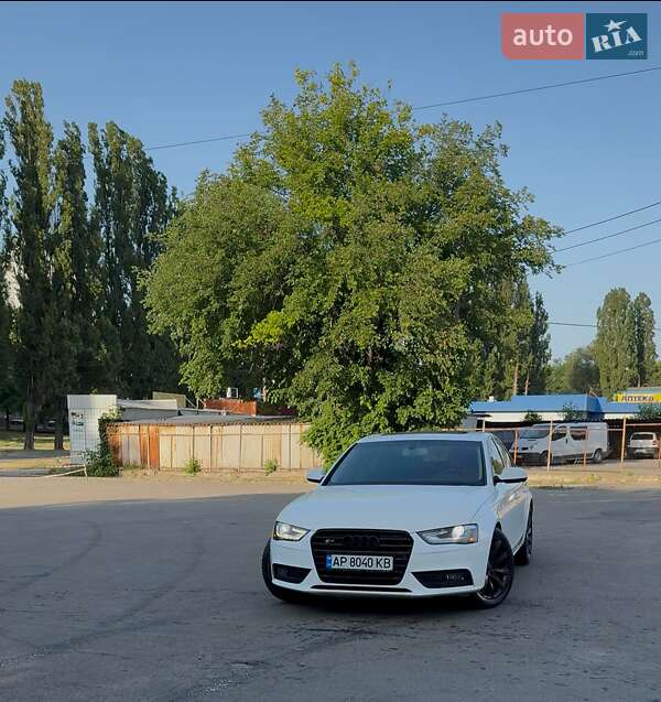 Седан Audi A4 2012 в Запорожье