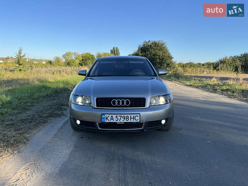 Седан Audi A4 2003 в Киеве