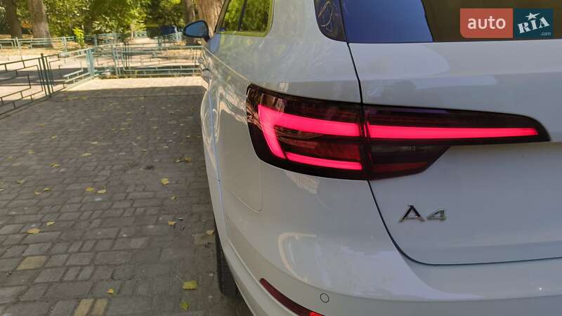 Универсал Audi A4 2017 в Одессе