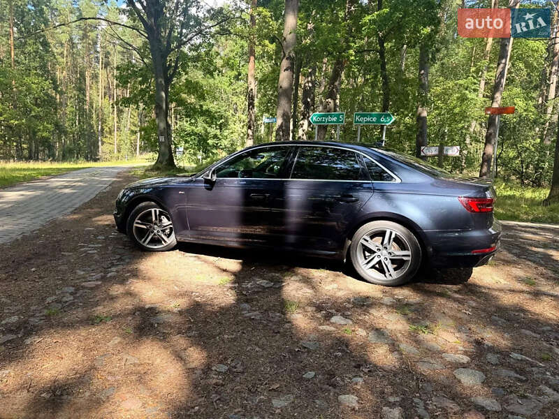 Седан Audi A4 2018 в Киеве