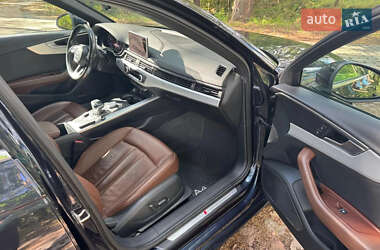 Седан Audi A4 2018 в 
