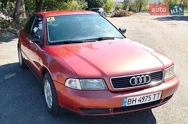 Седан Audi A4 1995 в Одесі