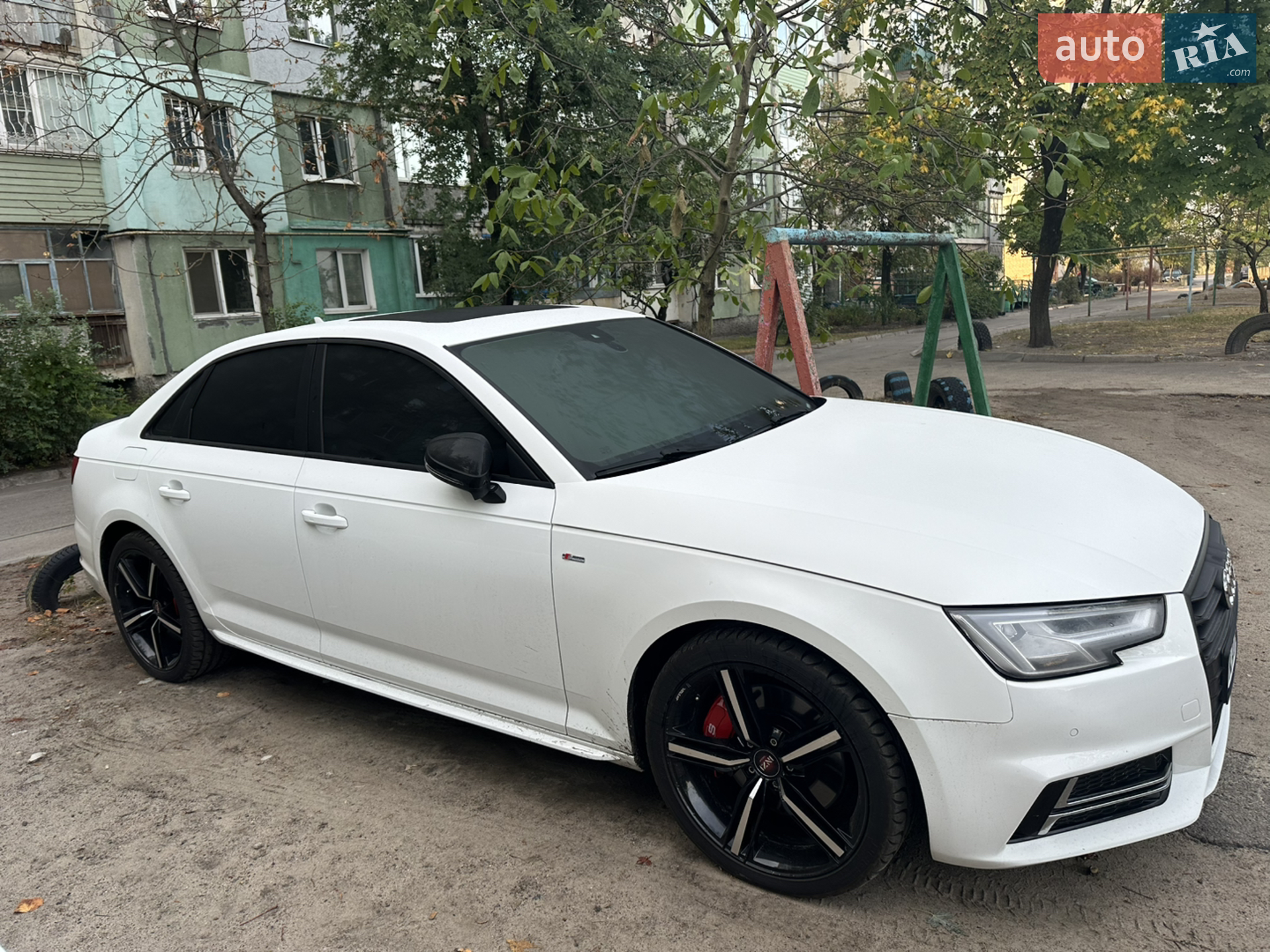 2016 Audi A4 - фото 1